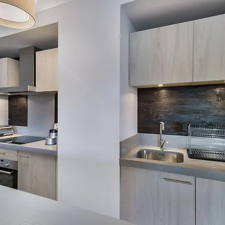 Апартаменты Moderne 4p A 1550, Avec Wifi Et Parking - Fr-1-562-19 *